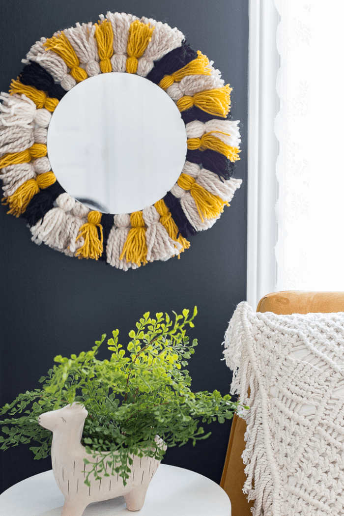 31 Budget-Friendly DIY Wall Hanging Ideas To Transform Your Walls - 249