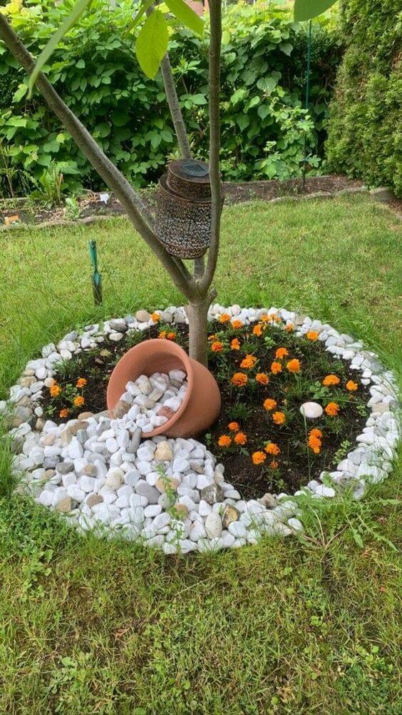 28 DIY Patio Garden Landscaping Ideas - 185