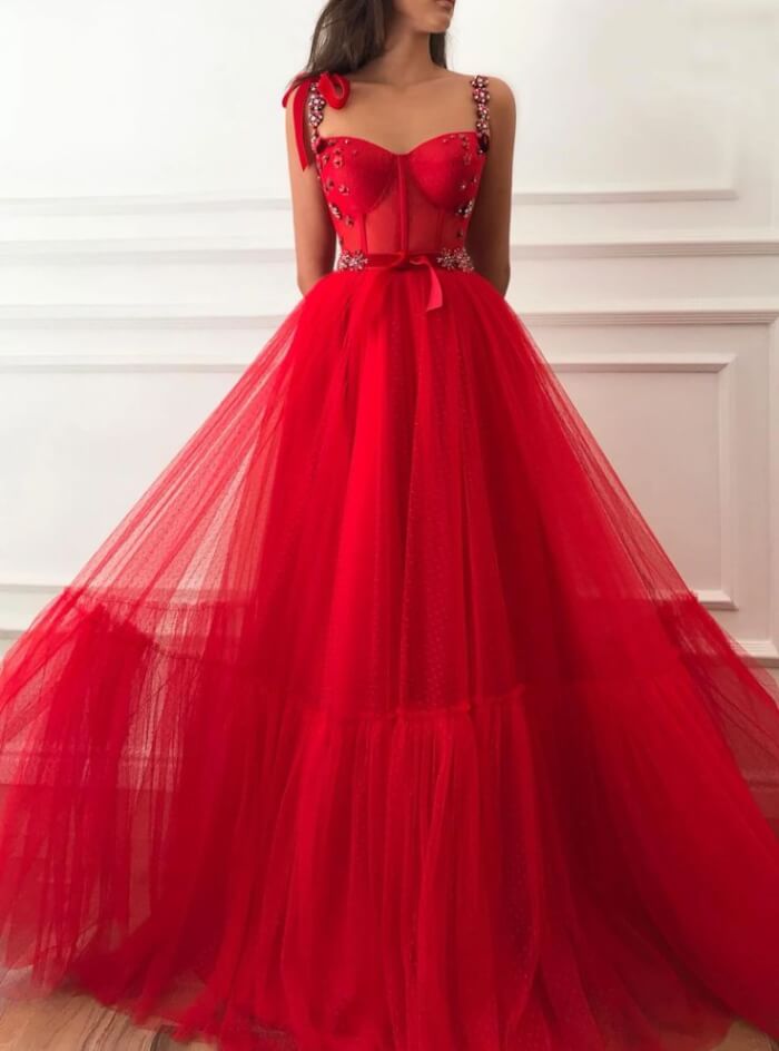 This Collection Of 31 Dazzling Red Dresses Is The Definition Of Beauty - 215