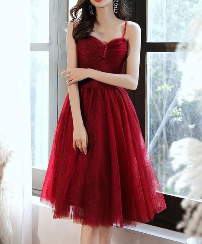 This Collection Of 31 Dazzling Red Dresses Is The Definition Of Beauty - 243
