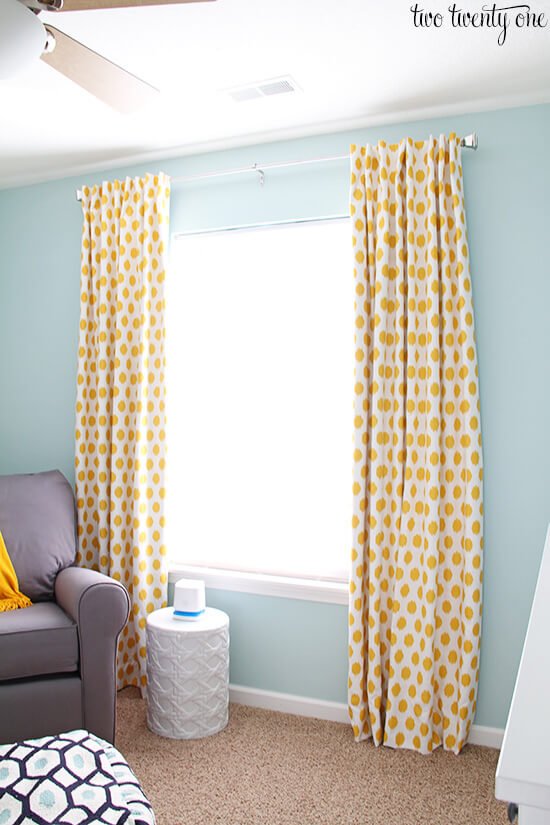 21 Gorgeous Curtain Ideas To Brighten Up Your Living Space - 151