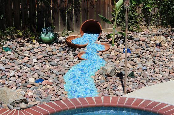 35 Easy DIY Spilled Rock Projects - 279