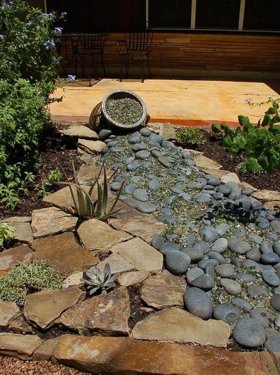35 Easy DIY Spilled Rock Projects - 285