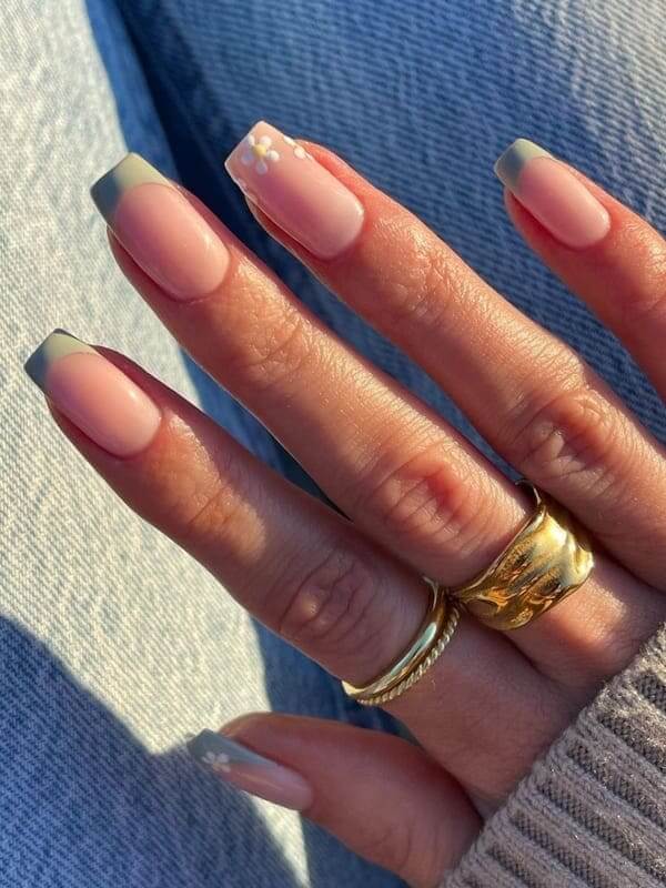 37 Sage Green Nails That Are Worth Swooning Over - 255