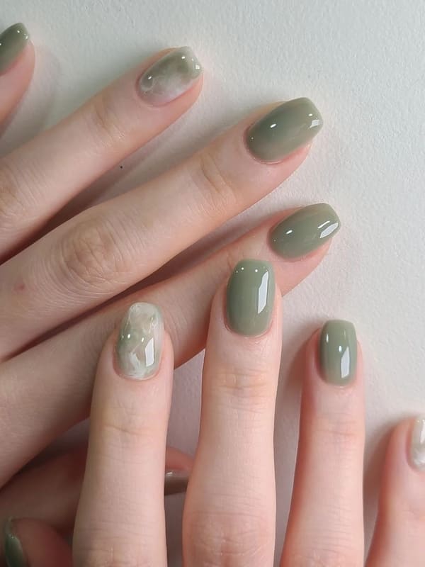 37 Sage Green Nails That Are Worth Swooning Over - 285