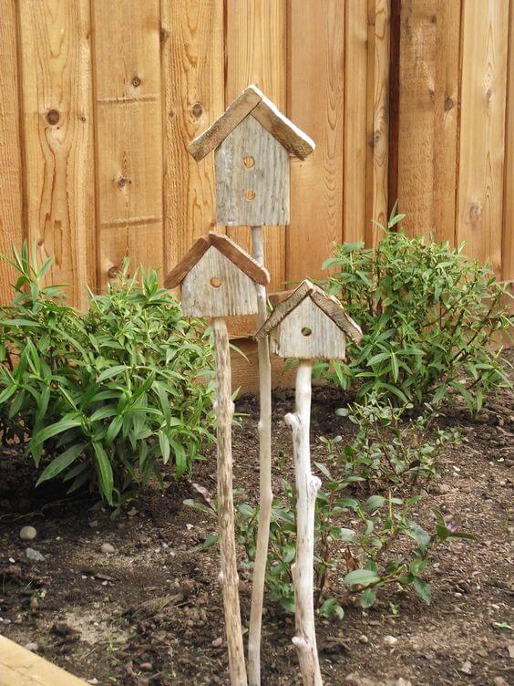 31 Striking DIY Wood Projects For Your Garden Space - 245