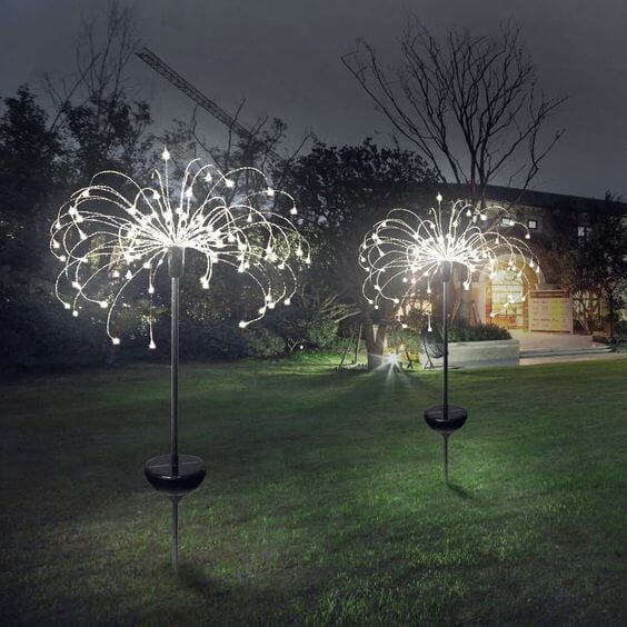 34 DIY Light Ideas to Elevate Your Garden Space - 217