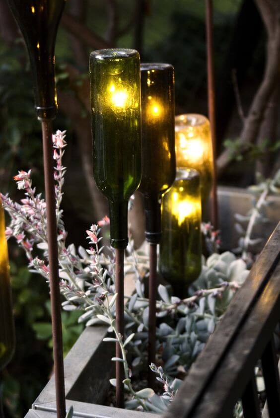 34 DIY Light Ideas to Elevate Your Garden Space - 261