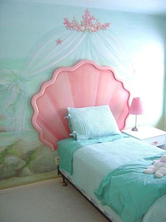 46 Beautiful Ways to Turn Your Bedroom Into a Sea Paradise - 351