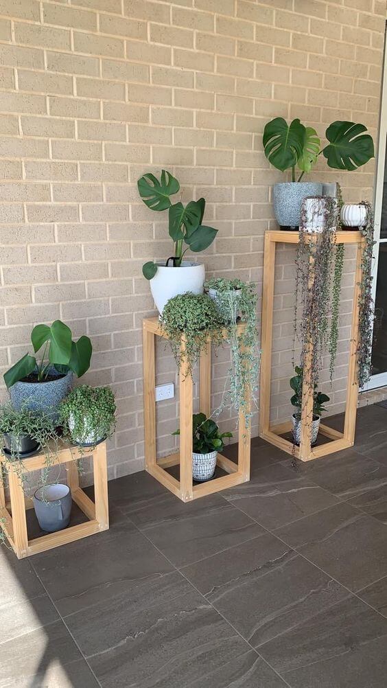 47 Stunning Ways to Display Plants in Your Living Space - 357