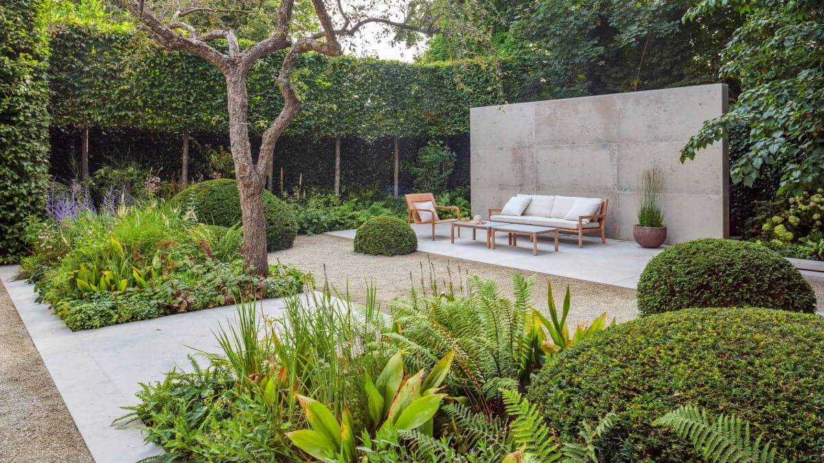 20 Tips That Add Luxe Style To Your Garden - 155