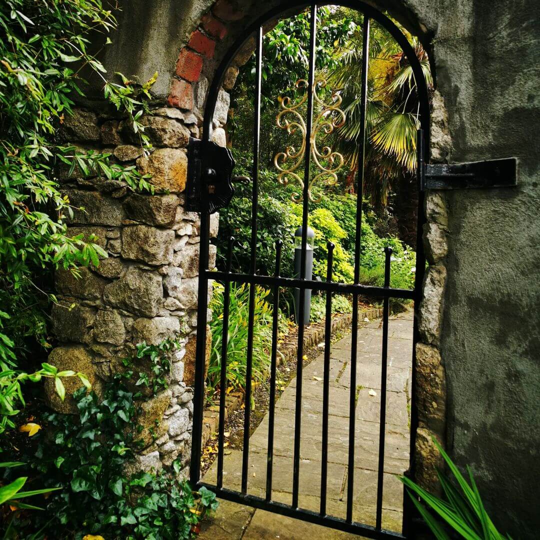 20+ Gorgeous Garden Gate Landscaping Ideas - 205