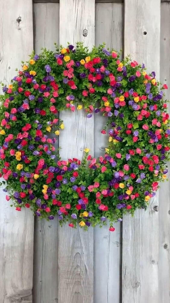 45 Attractive Wreath Ideas to Brighten Up Your Front Door - 279
