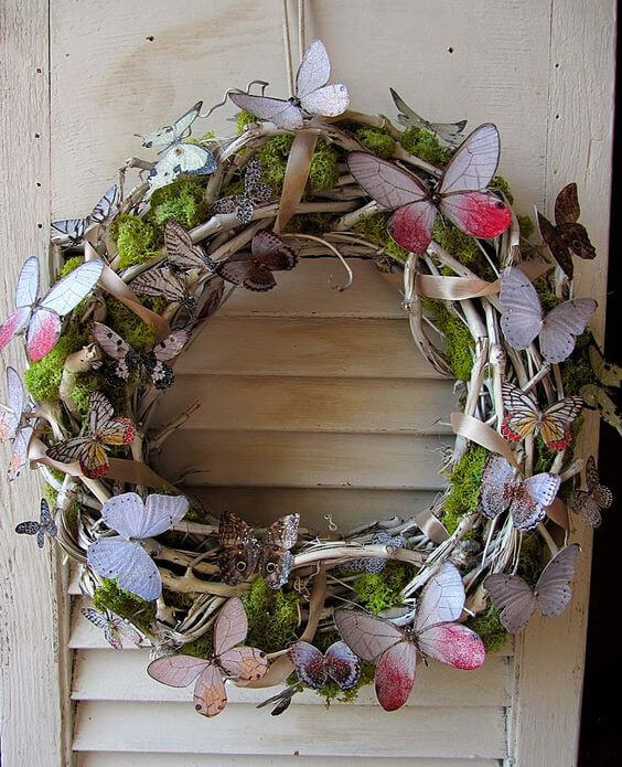 45 Attractive Wreath Ideas to Brighten Up Your Front Door - 341