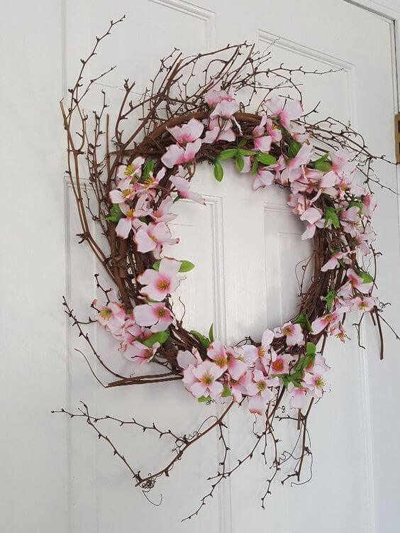 45 Attractive Wreath Ideas to Brighten Up Your Front Door - 351
