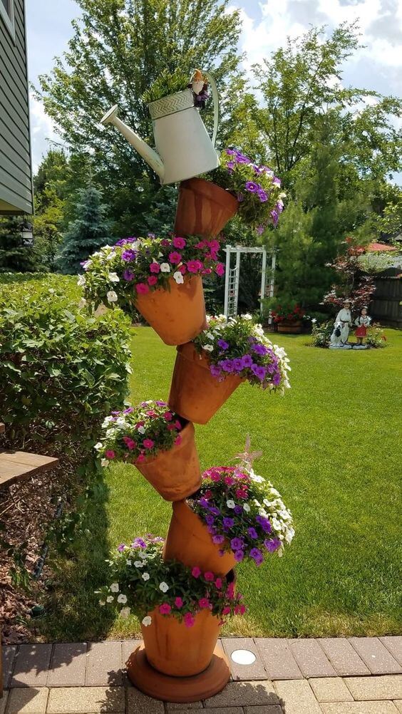 30 Great Garden Ideas With Our Favorite Petunia - 283