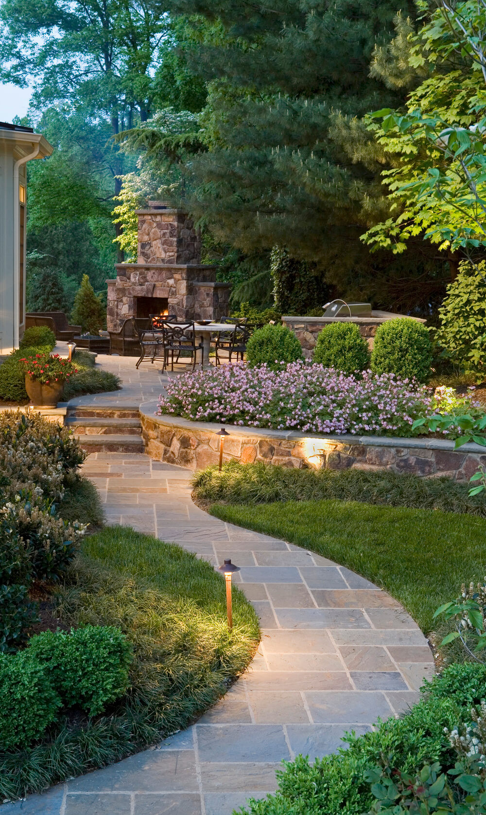 24 Landscaping Ideas To Revitalize Your Backyard - 173