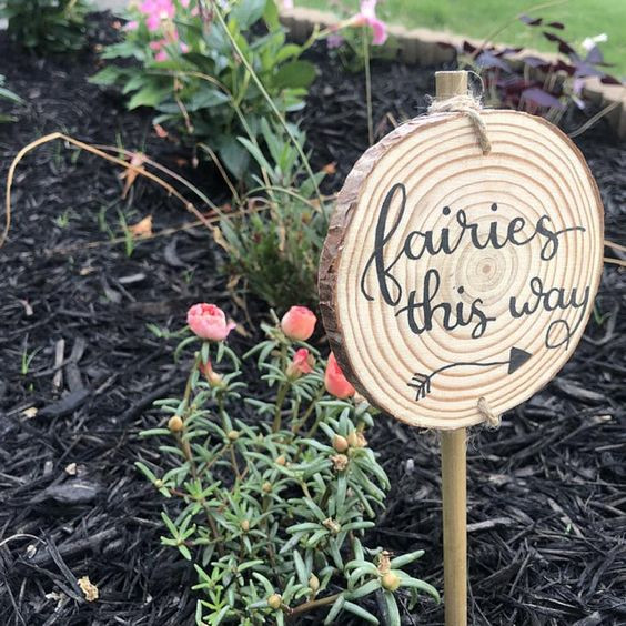 10+ Lovely Garden Sign Ideas That Add Style To Your Outdoor Sanctuary - 171
