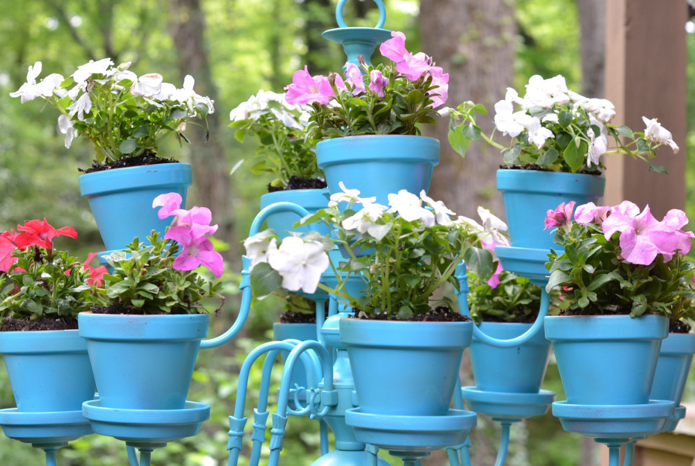 26 Creative And Inspiring DIY Garden Pot Ideas To Beautify Your Outdoor Space - 165