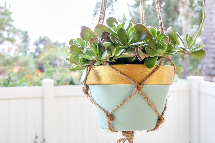 26 Creative And Inspiring DIY Garden Pot Ideas To Beautify Your Outdoor Space - 197