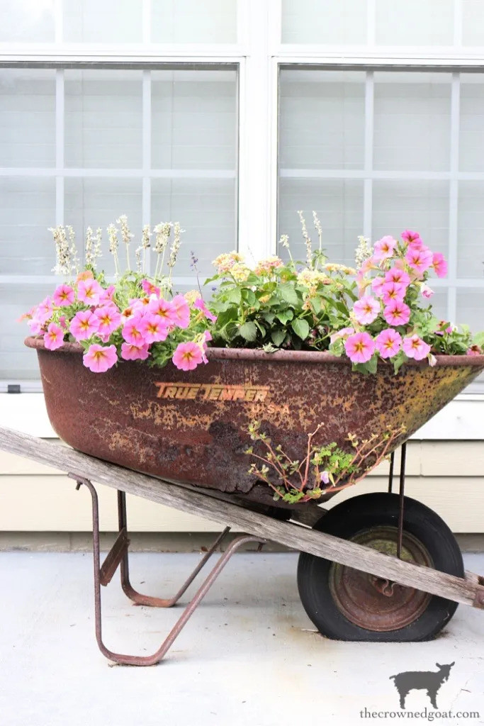 26 Creative And Inspiring DIY Garden Pot Ideas To Beautify Your Outdoor Space - 173