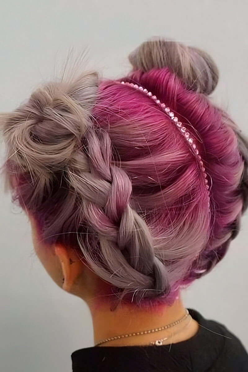 27 Fun Space Bun Hair Ideas To Rock At Your Next Festival 0490