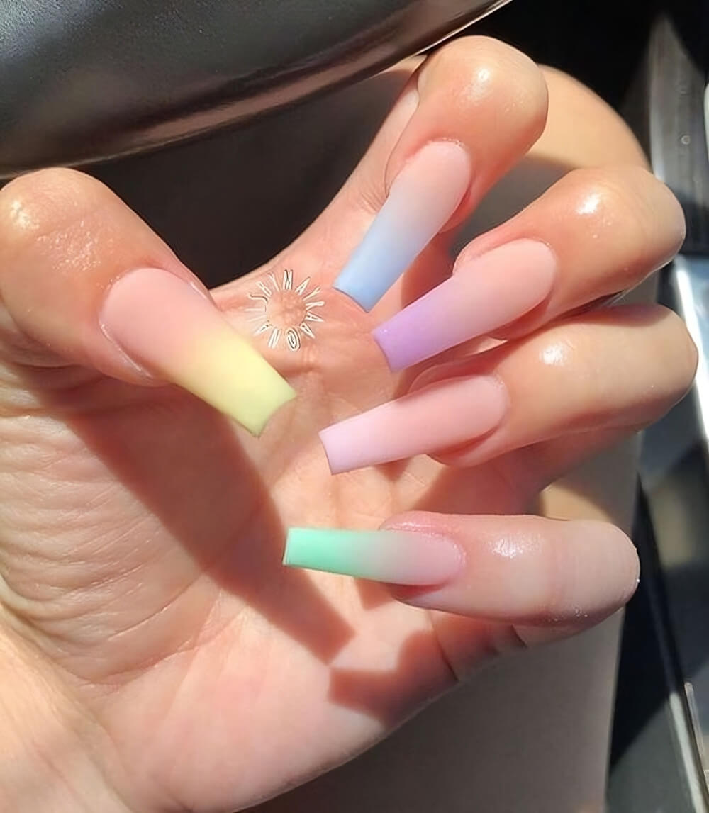 35 Pastel French Manicure To Look Pretty All Year Long - 233