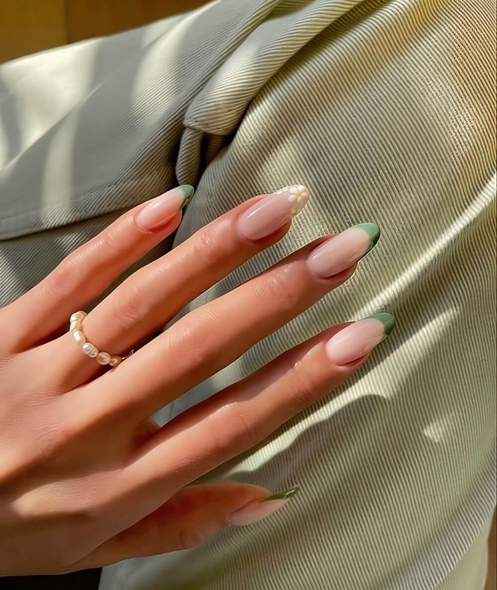 35 Pastel French Manicure To Look Pretty All Year Long - 249