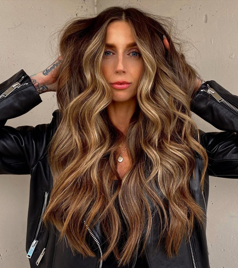 27 Charming Honey Brown Hairstyles No Girl Can Resist - 215
