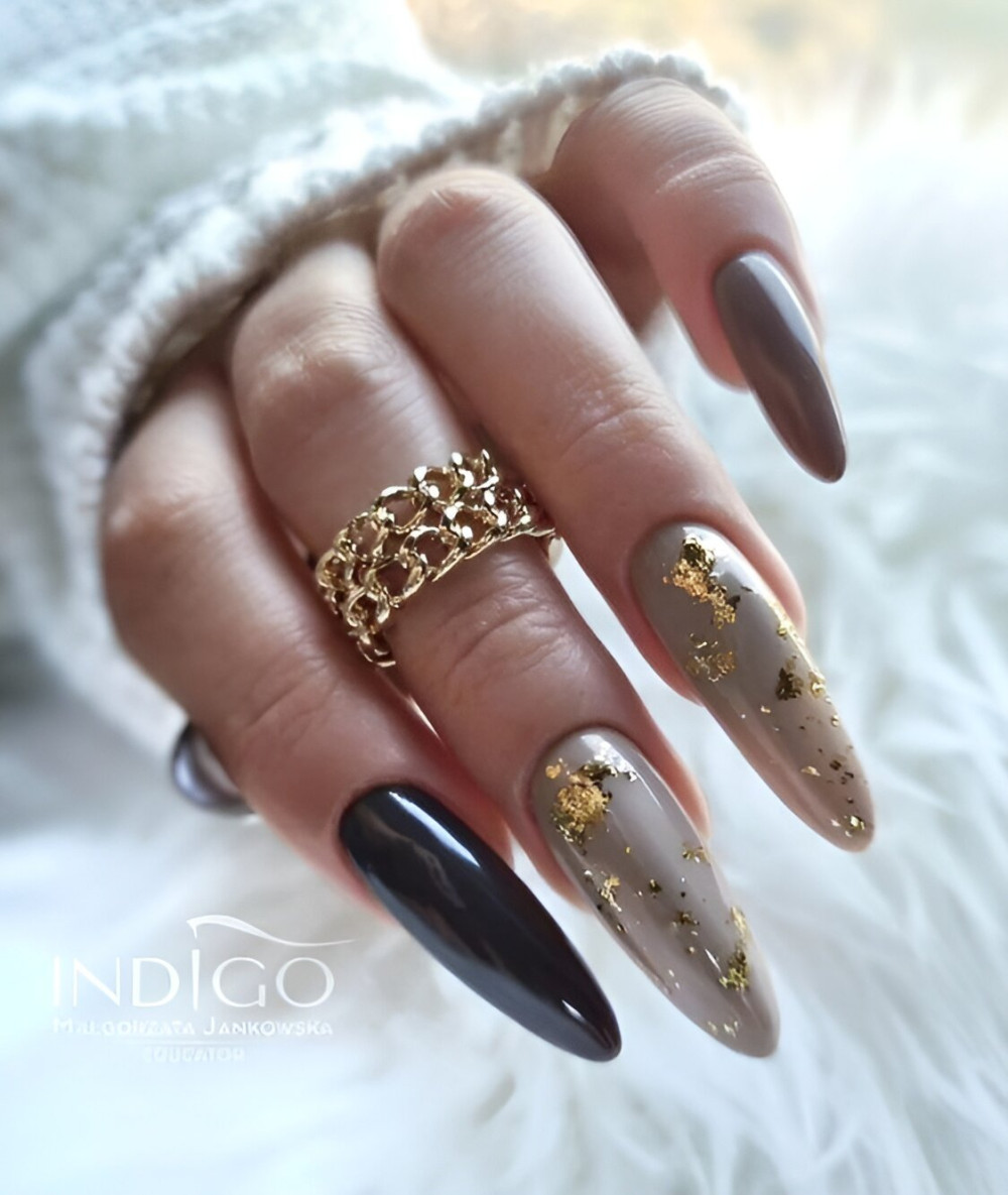 30 Mysterious And Dramatic Black Glitter Nail Designs That Are Top Glam - 205
