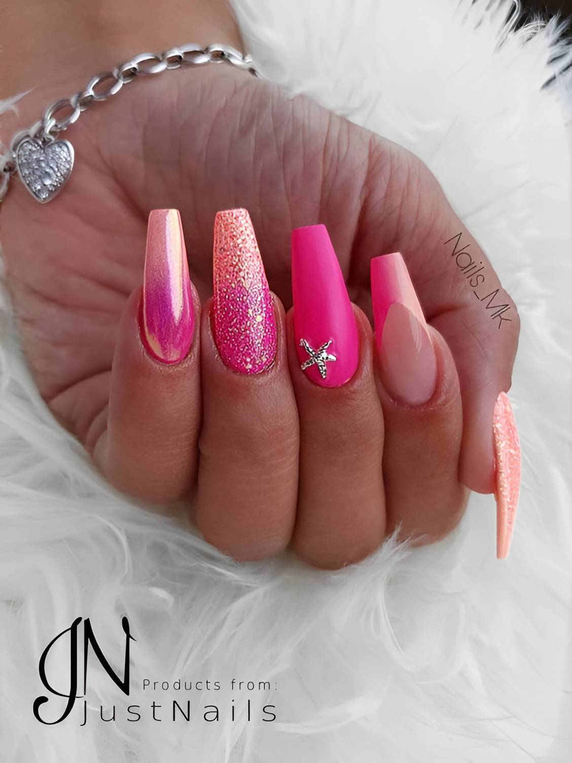 22 Barbiecore Hot Pink Nail Designs For Hot Girls - 145