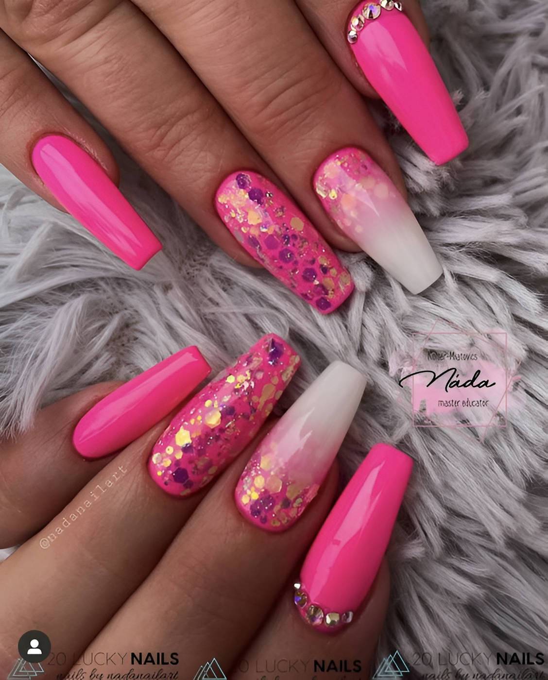 22 Barbiecore Hot Pink Nail Designs For Hot Girls - 167