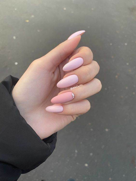 25 Irresistible Baby Pink Nail Designs That Are So Easy To Copy - 191