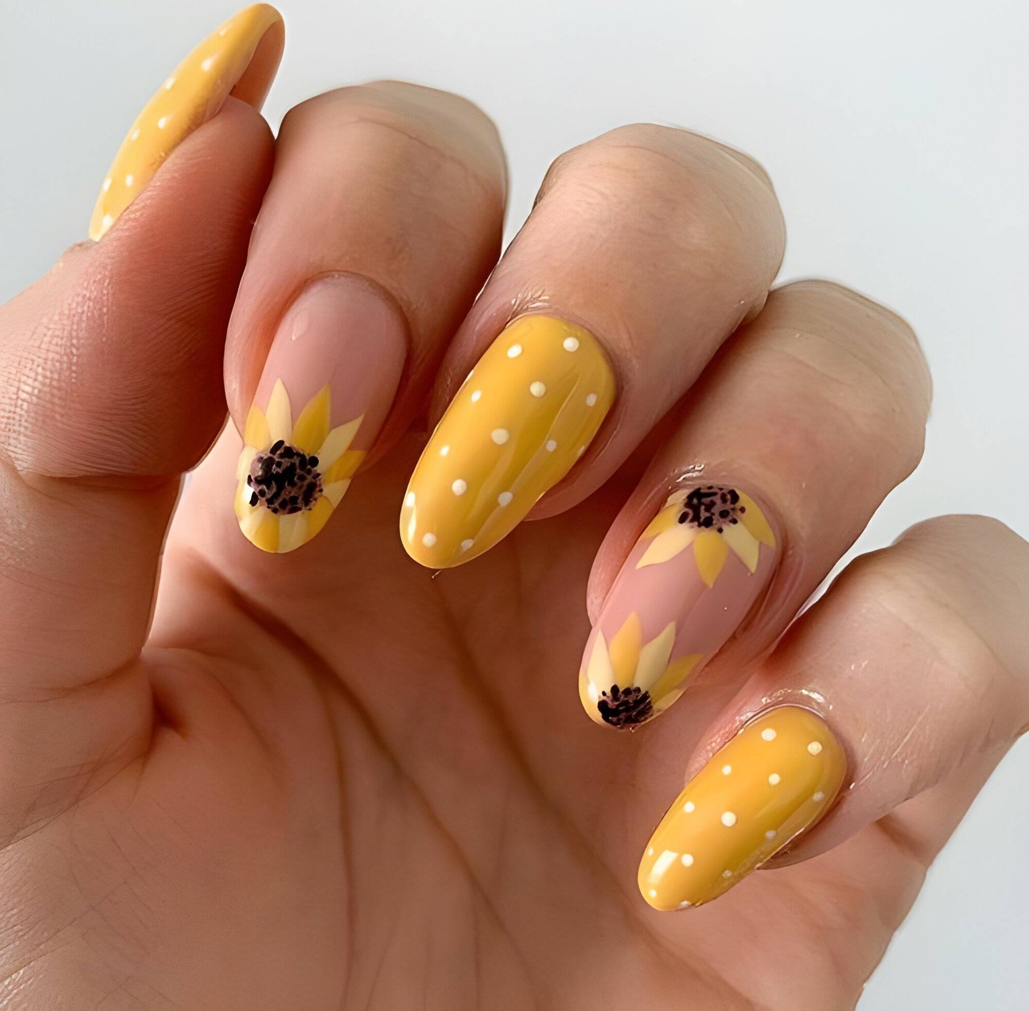25 Trendy Summer Sunflower Nails For Beginners To Copy ASAP - 199