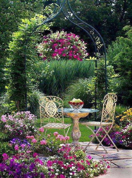 25 Stunning Images To Ignite Your Spring Garden Inspiration - 159