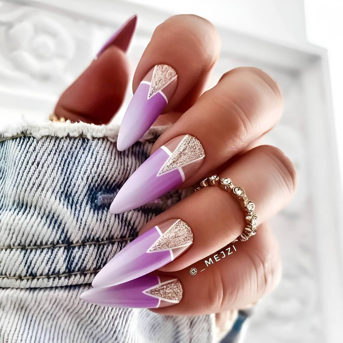 Prettiest Purple And White Manicures To Vamp Up Your Summer - 151