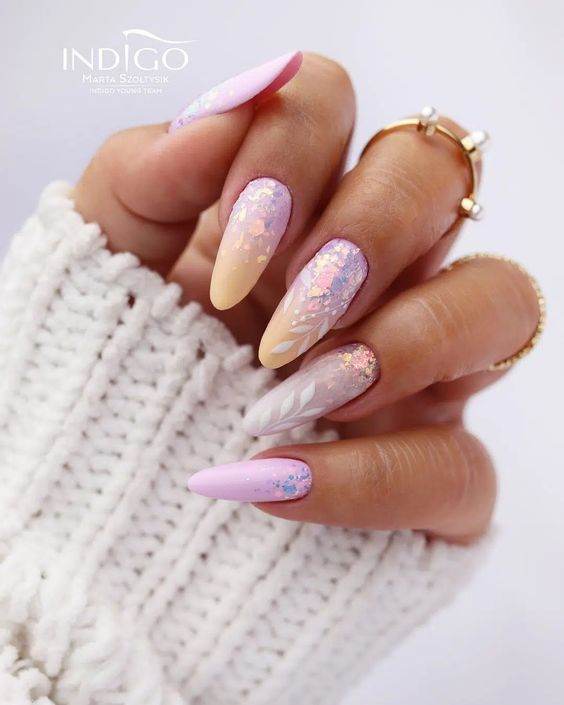 Prettiest Purple And White Manicures To Vamp Up Your Summer - 187