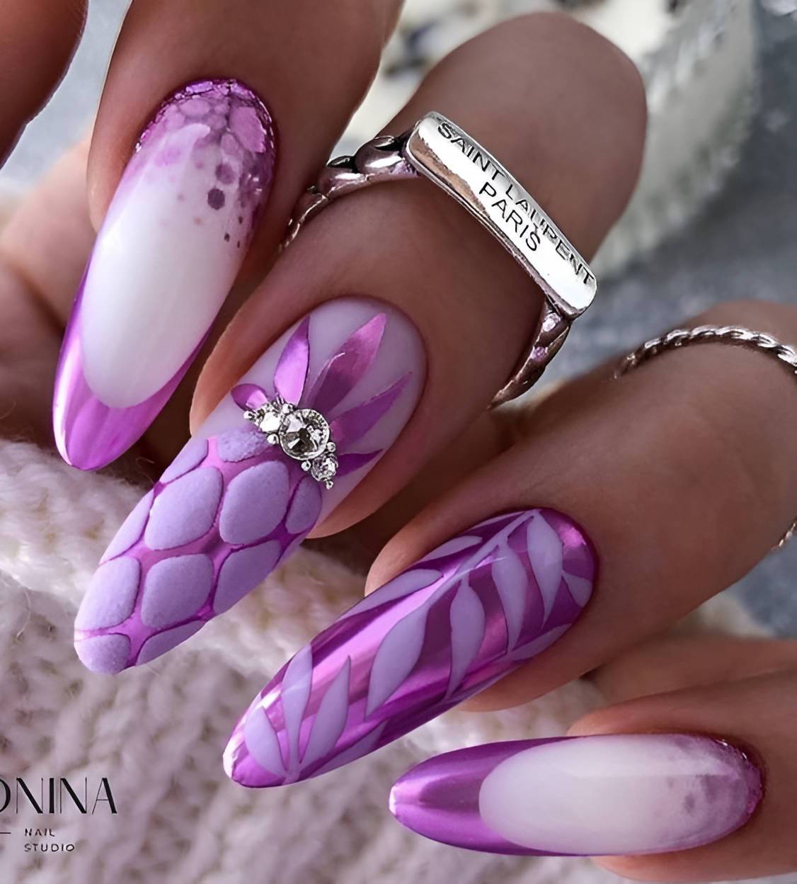 Prettiest Purple And White Manicures To Vamp Up Your Summer - 191