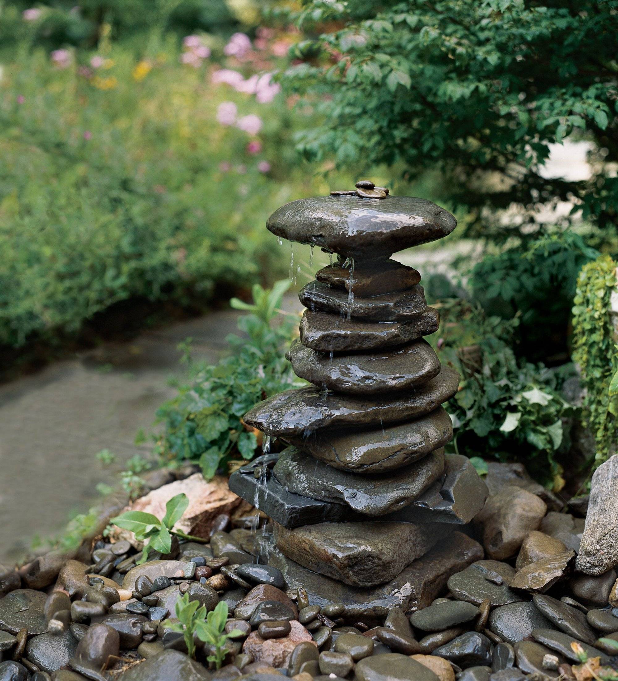 Create A Rock Garden Paradise With 33 Dreamy Summer Projects - 243