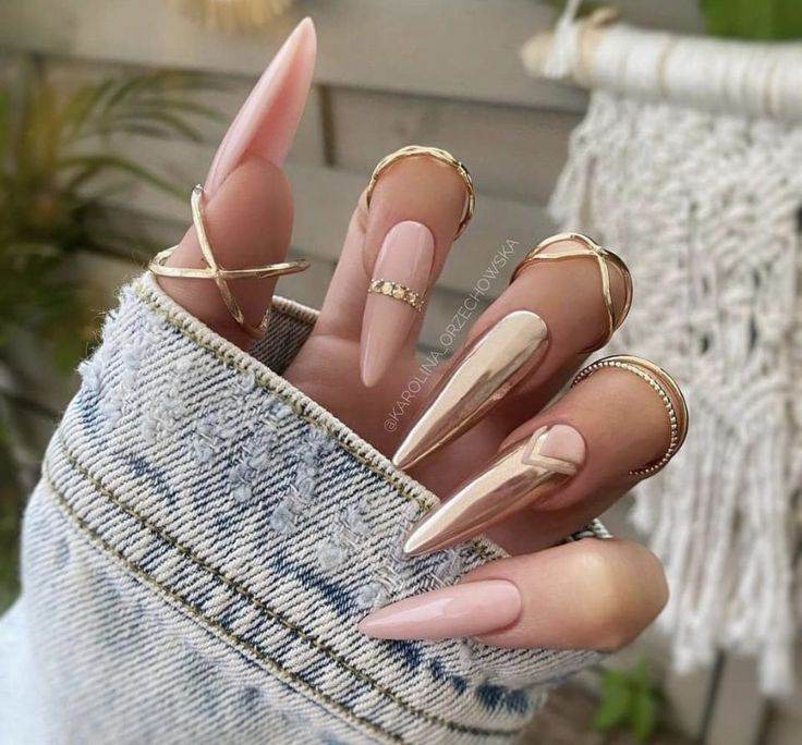 Stunning Stiletto Nail Designs Nobody Can Resist - 215