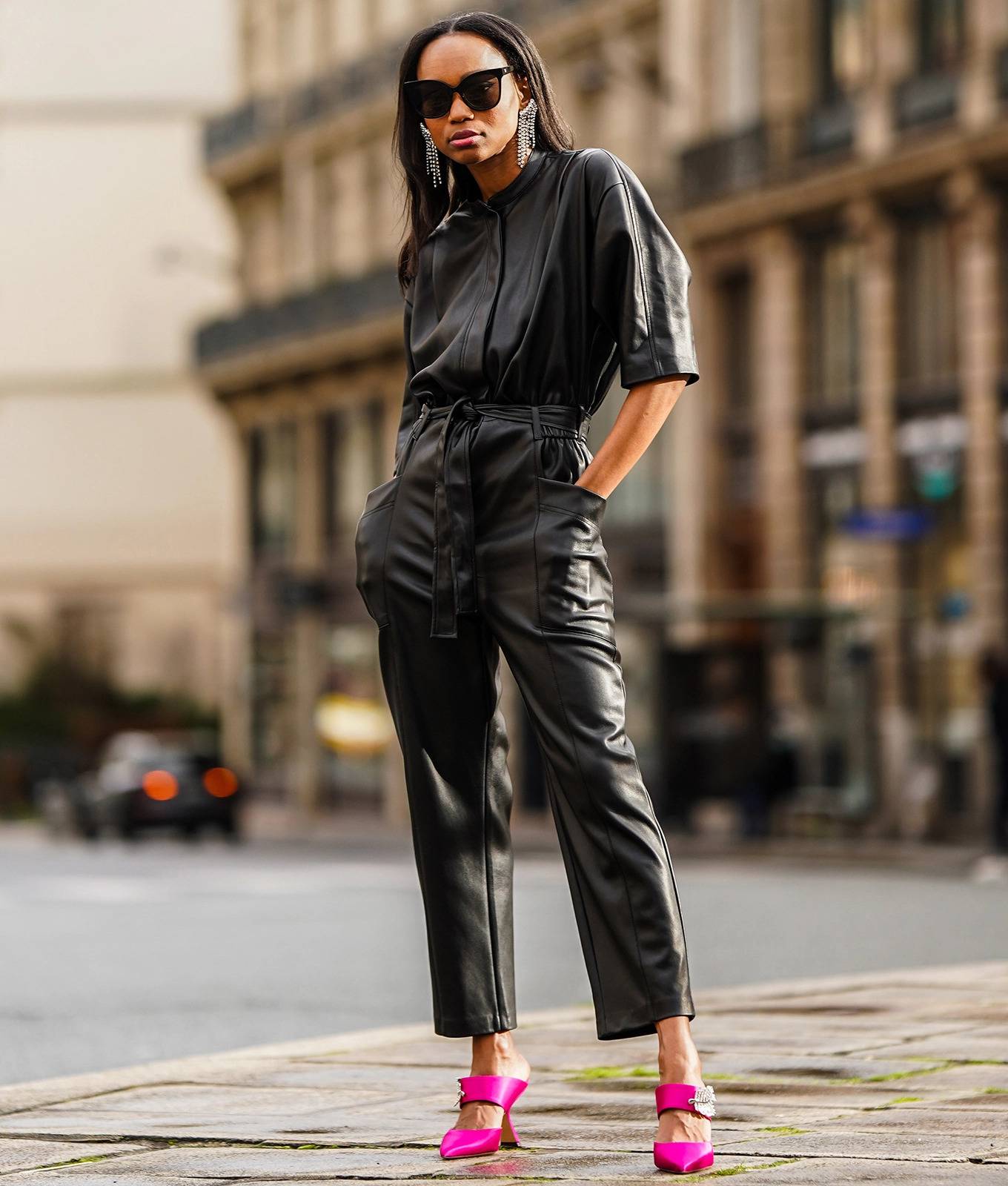 20 Effortlessly Cool All Black Outfits For Fashionistas - 133