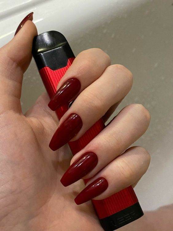 27 Glamorous Red Manicures To Make You Irresistible - 213
