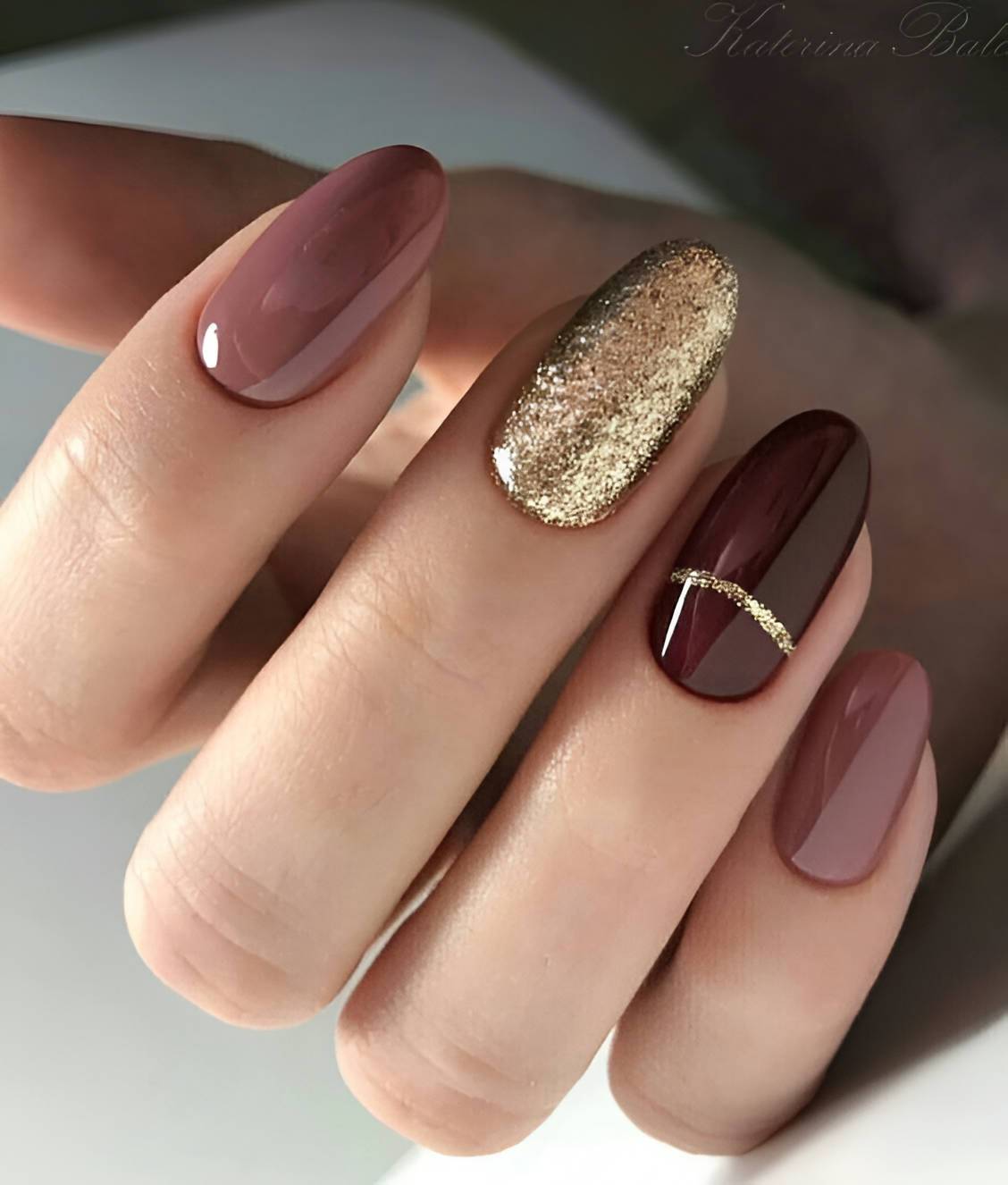 30 Elegant Burgundy Nails To Enhance Your Feminity - 227