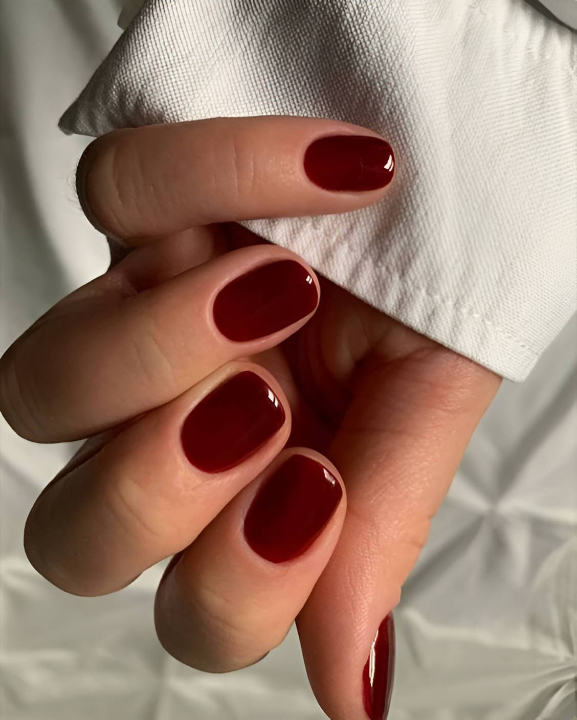 30 Elegant Burgundy Nails To Enhance Your Feminity - 229