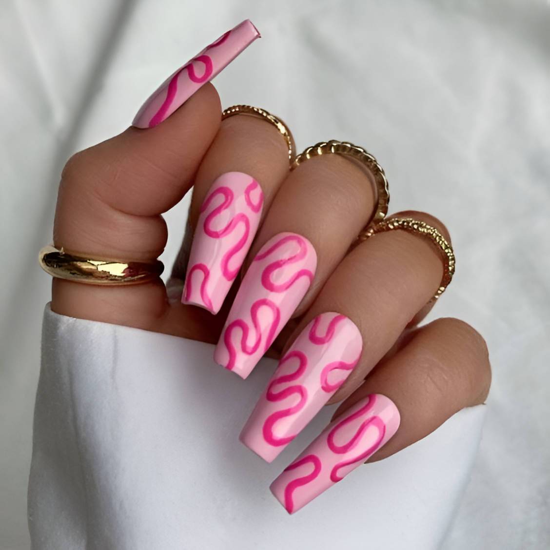 30 Fabulous Swirl Nail Designs So Easy To Copy