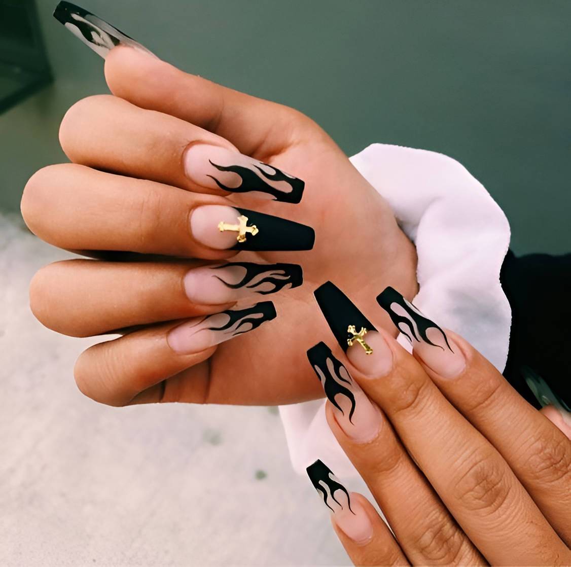 30 Gorgeous Prom Nail Designs Every Girl Needs To Copy - 211