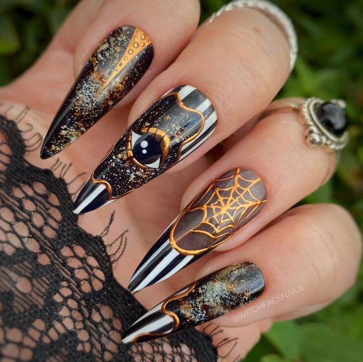 30 Hauntingly Beautiful Goth Nail Designs - 219