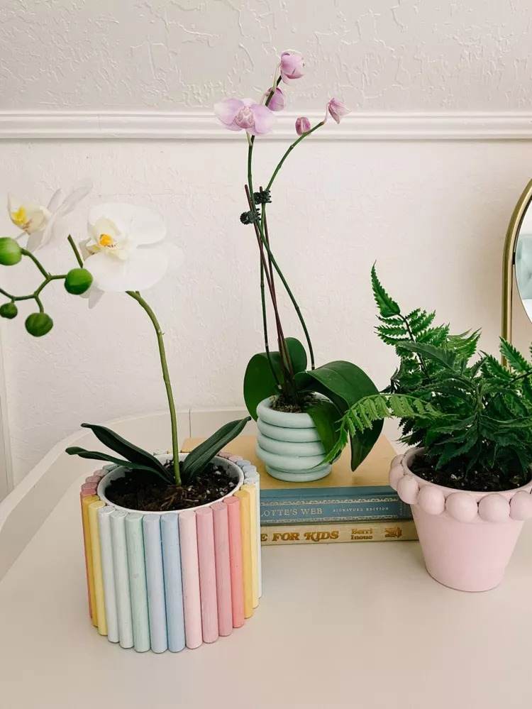 20 DIY Planter Ideas To Spruce Up Your Home On A Budget - 163