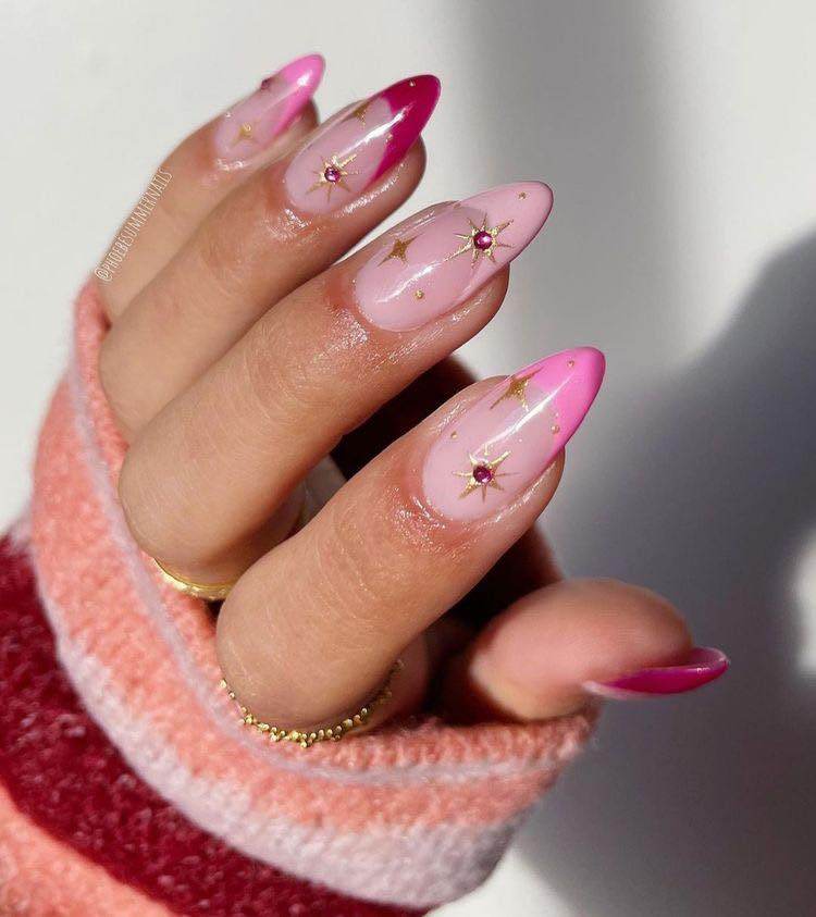 25 Easy To Copy Star Nail Designs To Glam You Up - 165