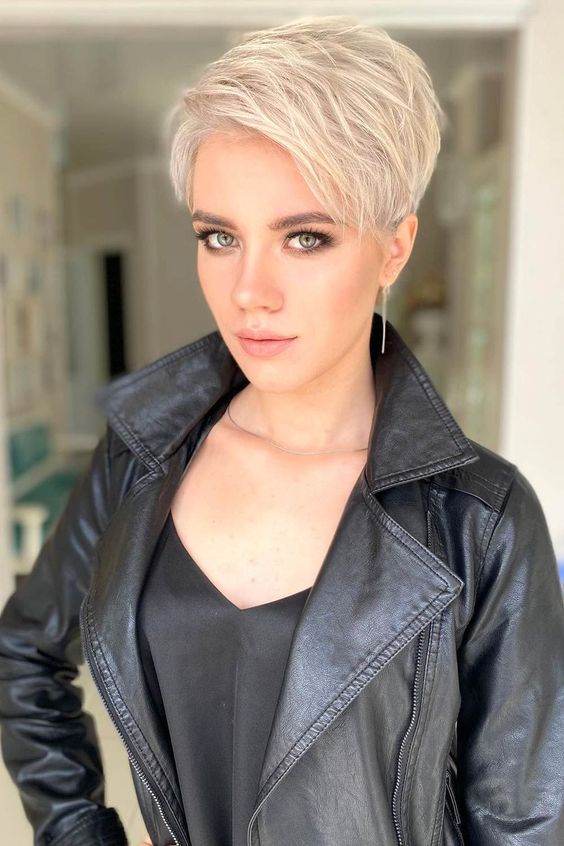 25 Pixie Hair Ideas To Make You A Beauty Icon 19 